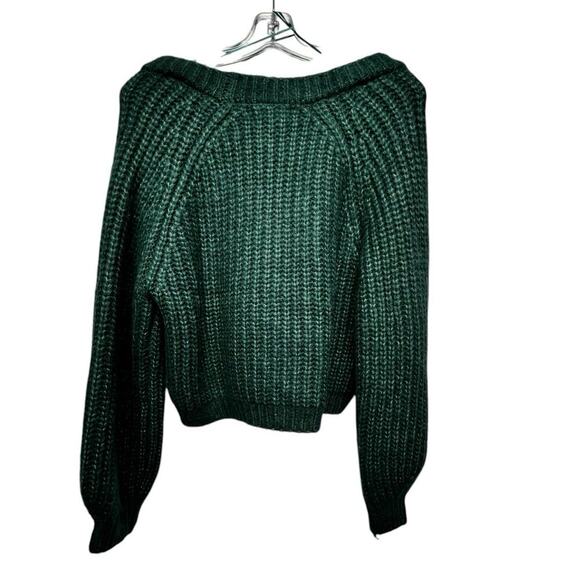 Jessica Simpson Emerald Green Knit Cardigan Jeweled Buttons V-Neckline Size M - Picture 12 of 13